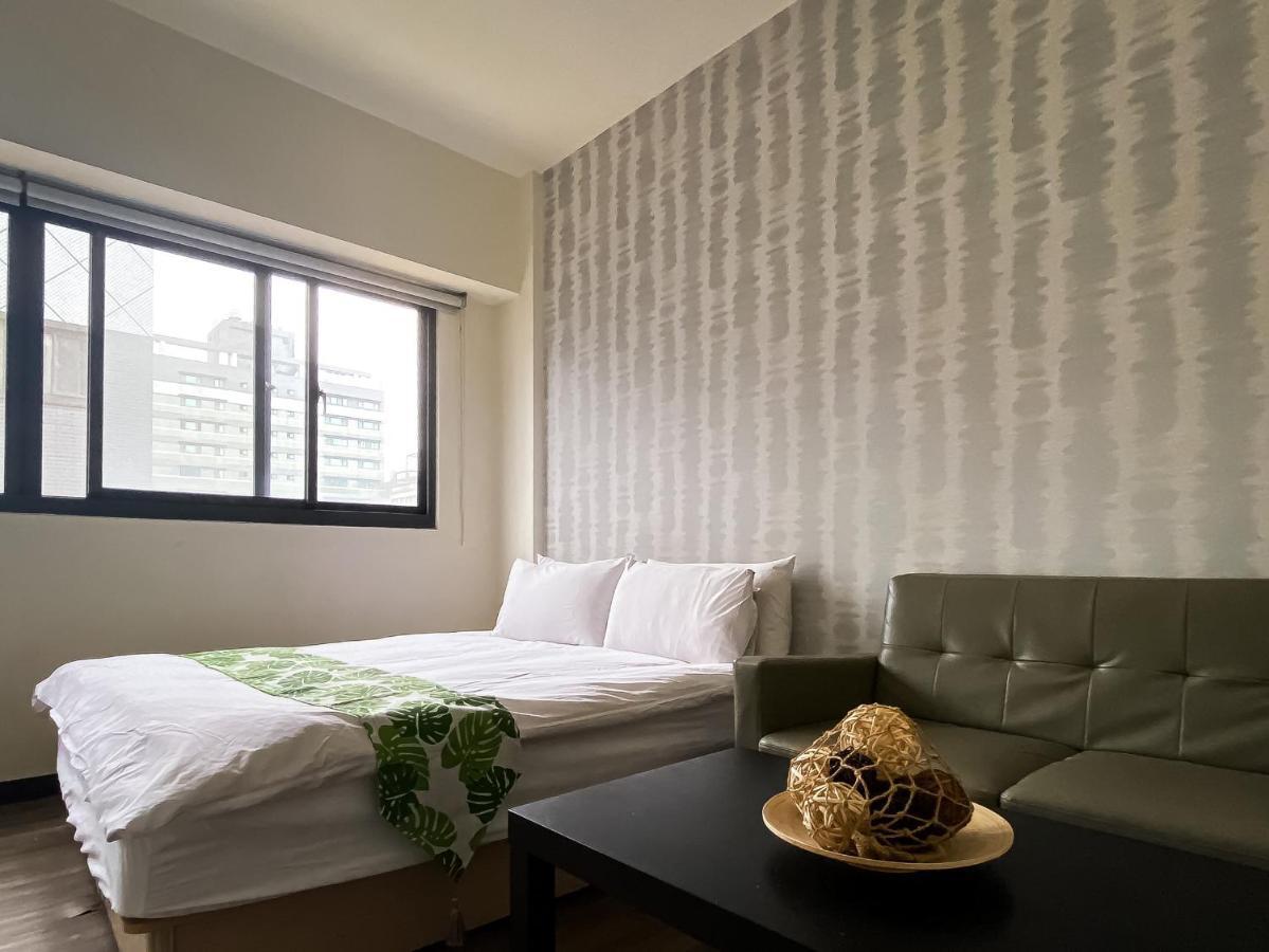 長月居 Apartment Тайджун Екстериор снимка